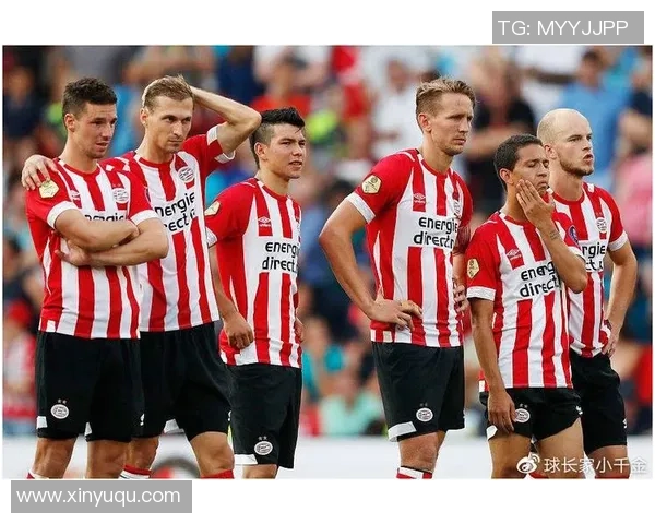 埃因霍青年队迎战登博思全力争胜展现青春风采